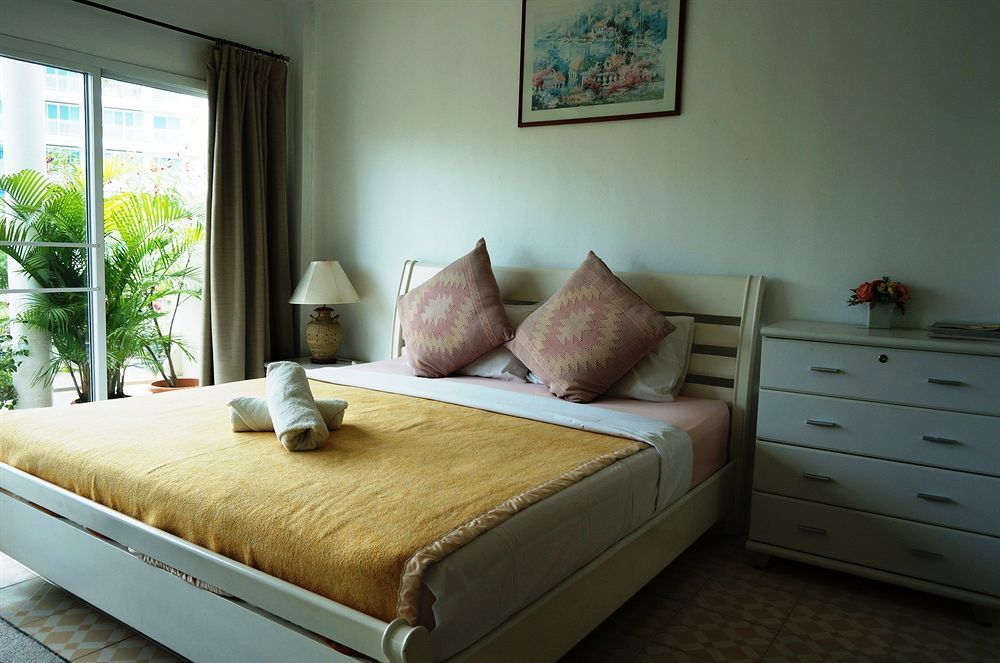 Corner Cafe Bed & Breakfast ホアヒン郡 エクステリア 写真